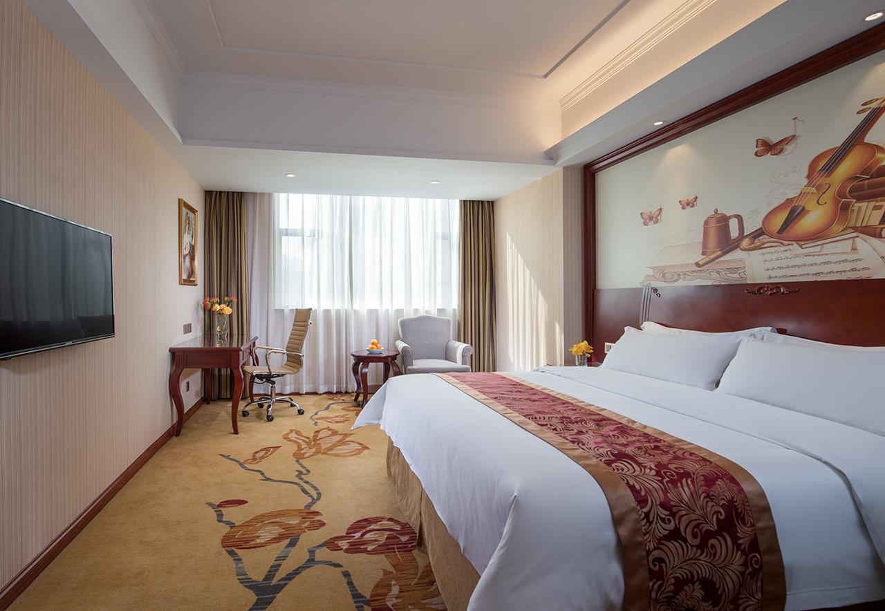 Vienna Hotel Zhongshan Guzhen Town Center Bagian luar foto